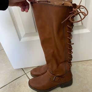 Euro soft women’s knee high lace up riding boots